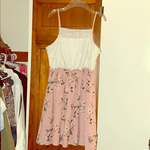 🌸💕Xhilaration Floral Dress - Picture 1 of 3